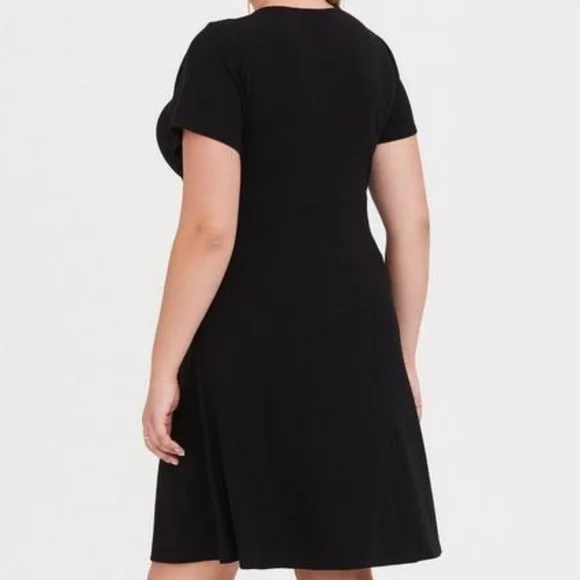 TORRID Mini Rib Knit Twister Front Skater Pullover Dress L - Picture 3 of 13